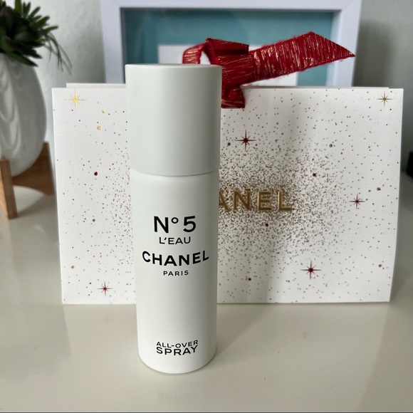 Chanel No 5 L’Eau All Over Spray - Picture 2 of 3